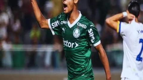 富勒姆2-0险胜，孙兴慜泪洒赛场